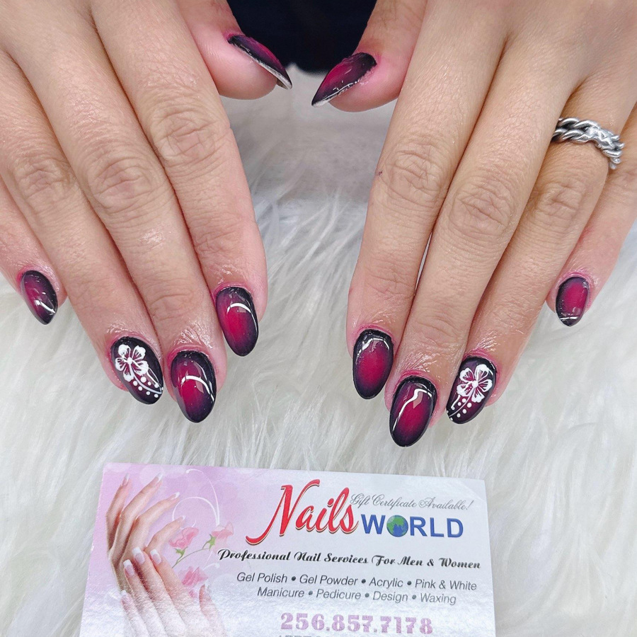Nails World